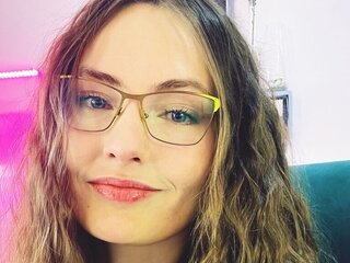 MayaGerald's Profile Picture