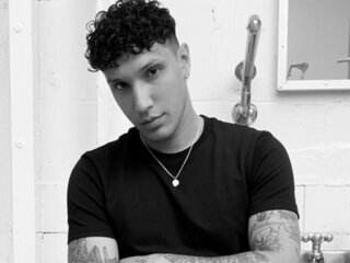 AngeloColen's Profile Picture