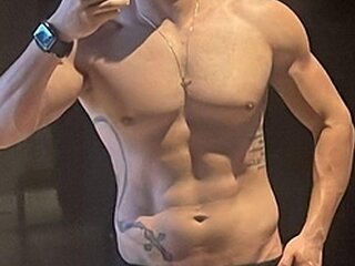 HT Hétero's Profile Picture