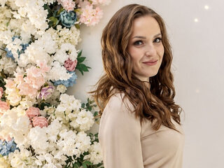 MonicaMilena's Profile Picture