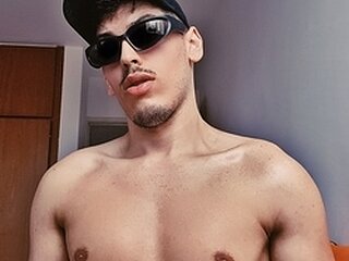 Alexx Melloo's Profile Picture