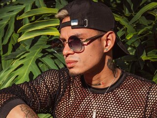 CarrazcoAngell's Profile Picture