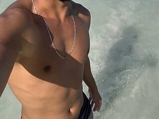 Quealisa's Profile Picture