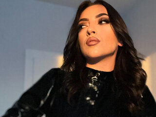 MiaAldago's Profile Picture
