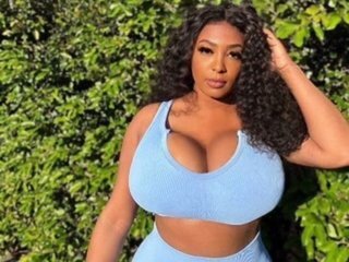 RachelRaxxx's Profile Picture