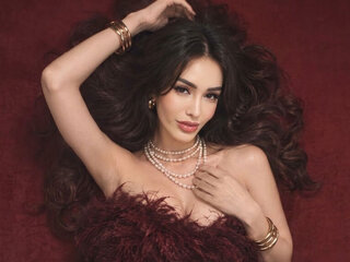 YasmineFruahwald's Profile Picture
