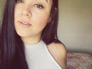 Isabelle's Profile Picture