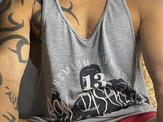 Moreno 23 cm's Profile Picture