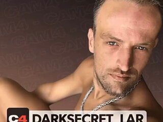 darksecret_Lar's Profile Picture