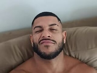 Dom Arthur's Profile Picture