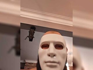Famylibot's Profile Picture
